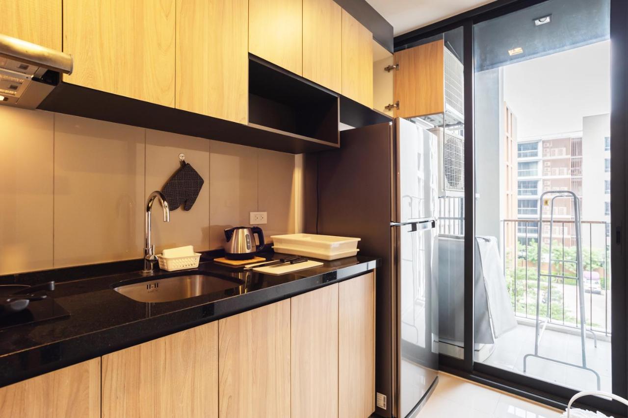 Hasu Haus By Favstay Bangkok Exterior photo